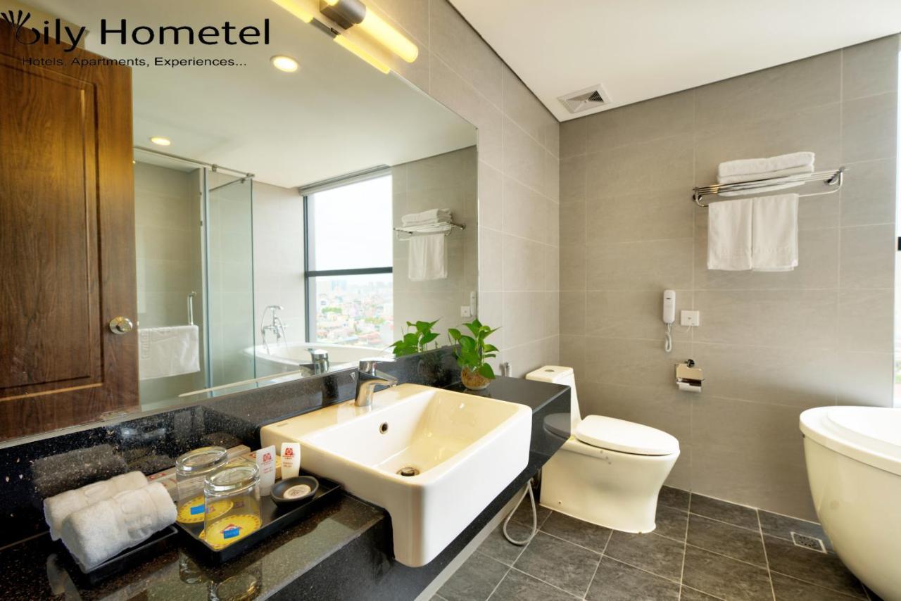 Cau Giay Hotel - By Bay Luxury Hanoi Esterno foto