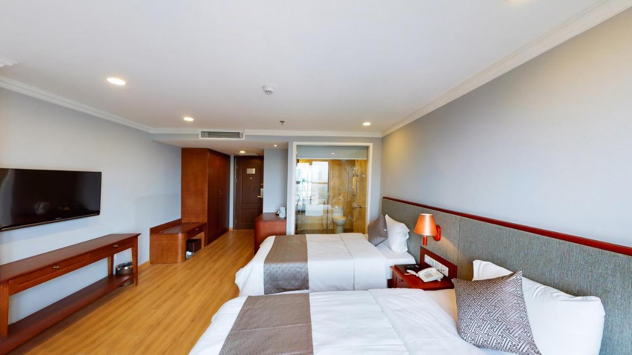 Cau Giay Hotel - By Bay Luxury Hanoi Esterno foto